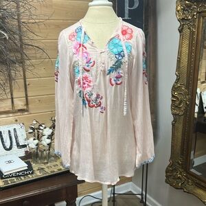 Like New Sundance Floral Embroidered Top